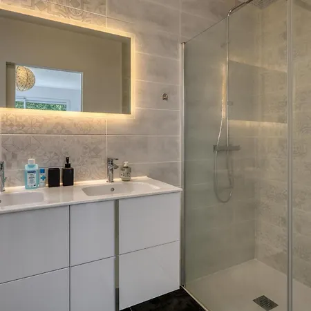 Gorgeous In With Wifi Nyaraló *