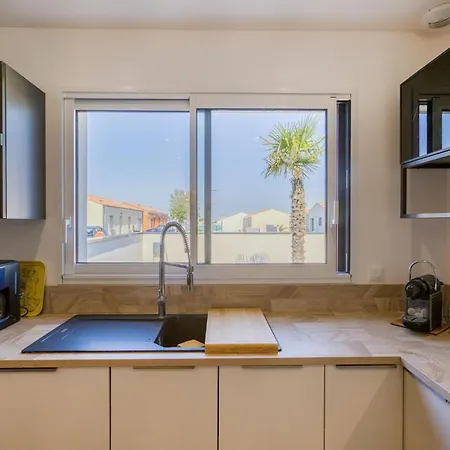 Gorgeous In With Wifi Holiday home