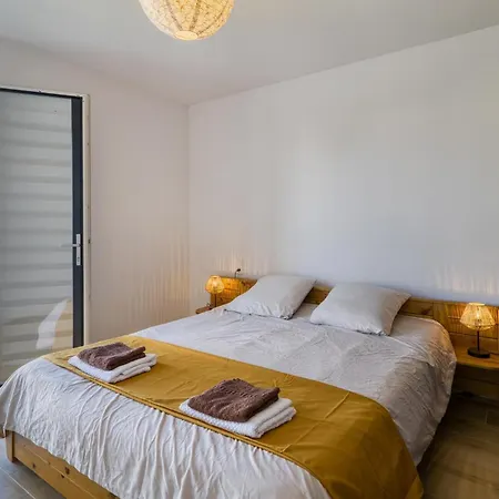 3 Bedroom Amazing In Holiday home Semussac