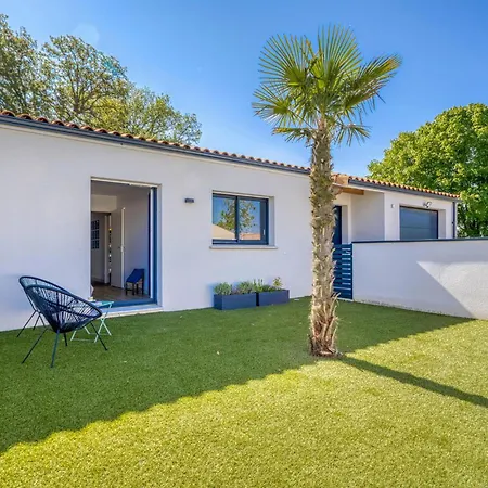 3 Bedroom Amazing In Sémussac